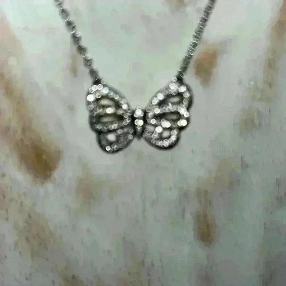 Swarovski butterfly necklace - Picture 4 of 4